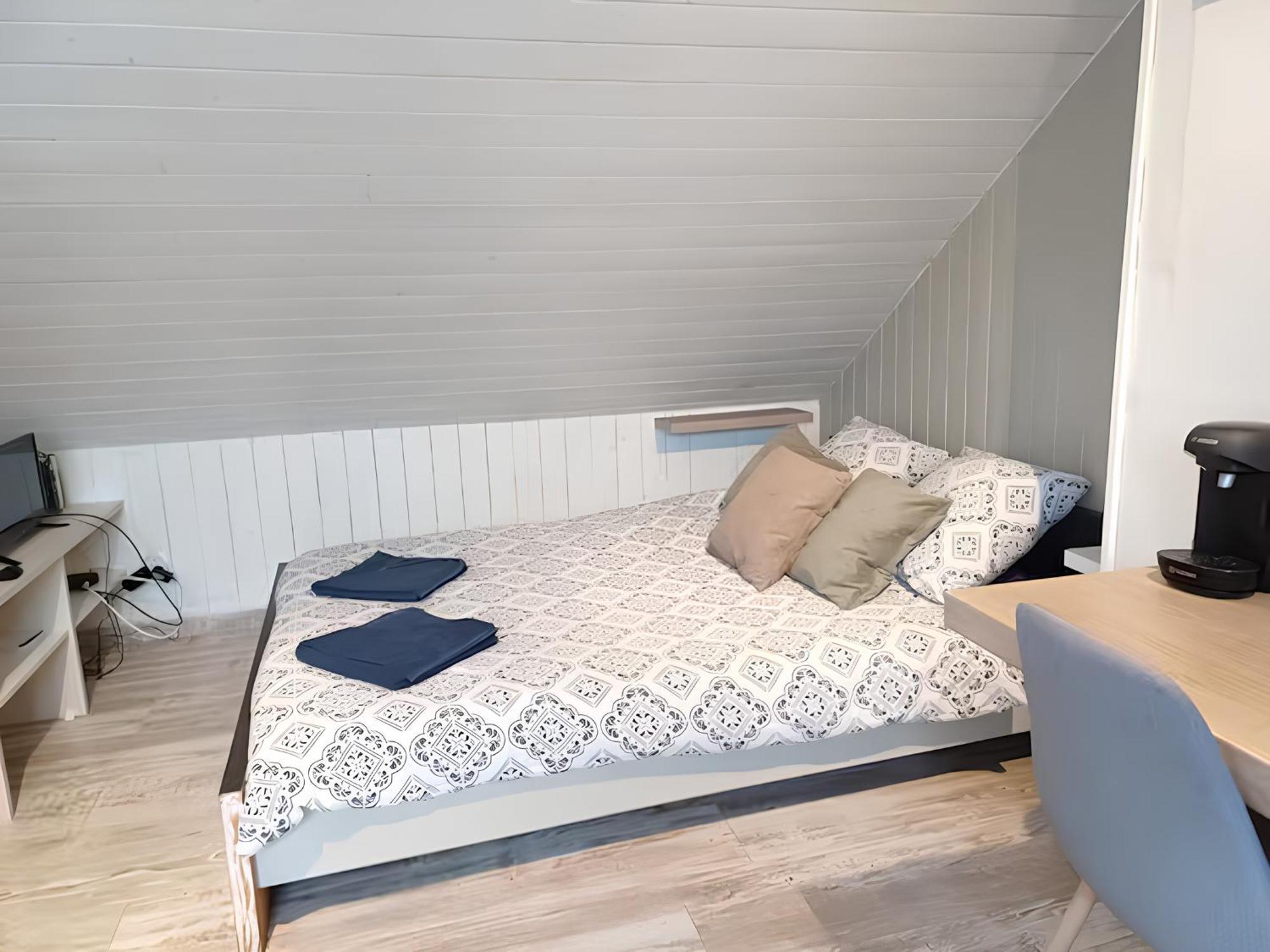 Apartamento Studio Miraumont, Stationnement Gratuit, 5Min Gare Amiens Exterior foto